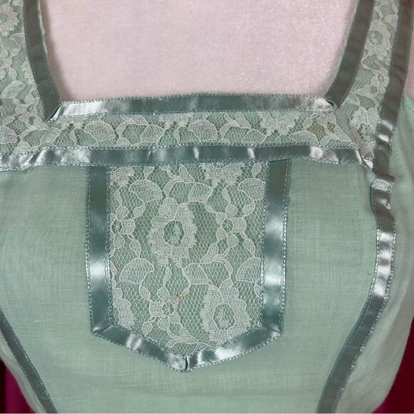 Vintage Green Lace Maxi Dress - Picture 10 of 13